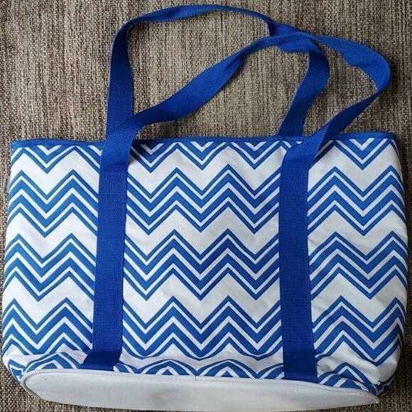 Kansas Jayhawks | Padded Cooler Tote - Picture 4 of 5